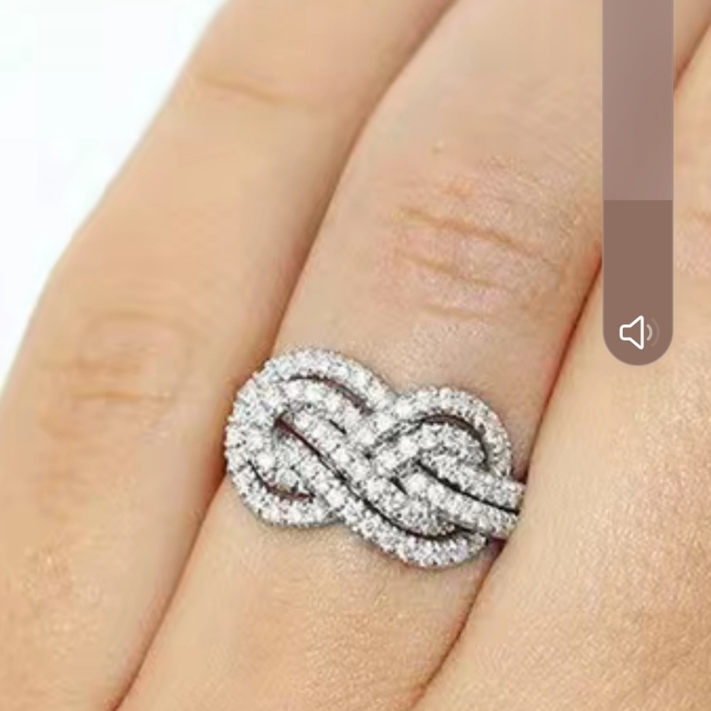 Silver - Picture 3 of 12